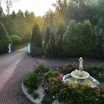 Rezydencja Na Wzgorzu